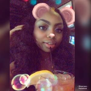 Meet your Posher, Shaira